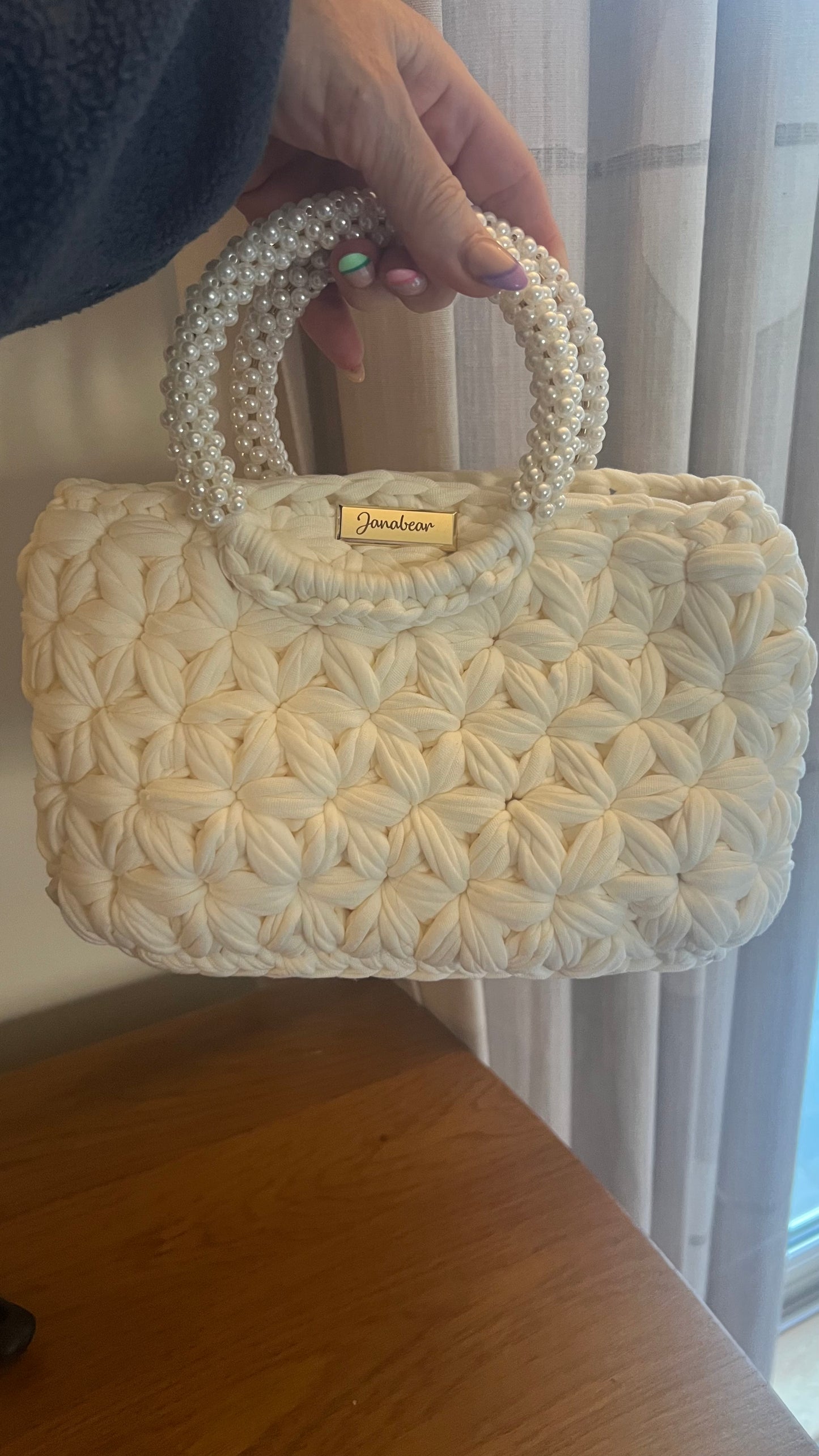 White star flower mini bag with beaded round handles